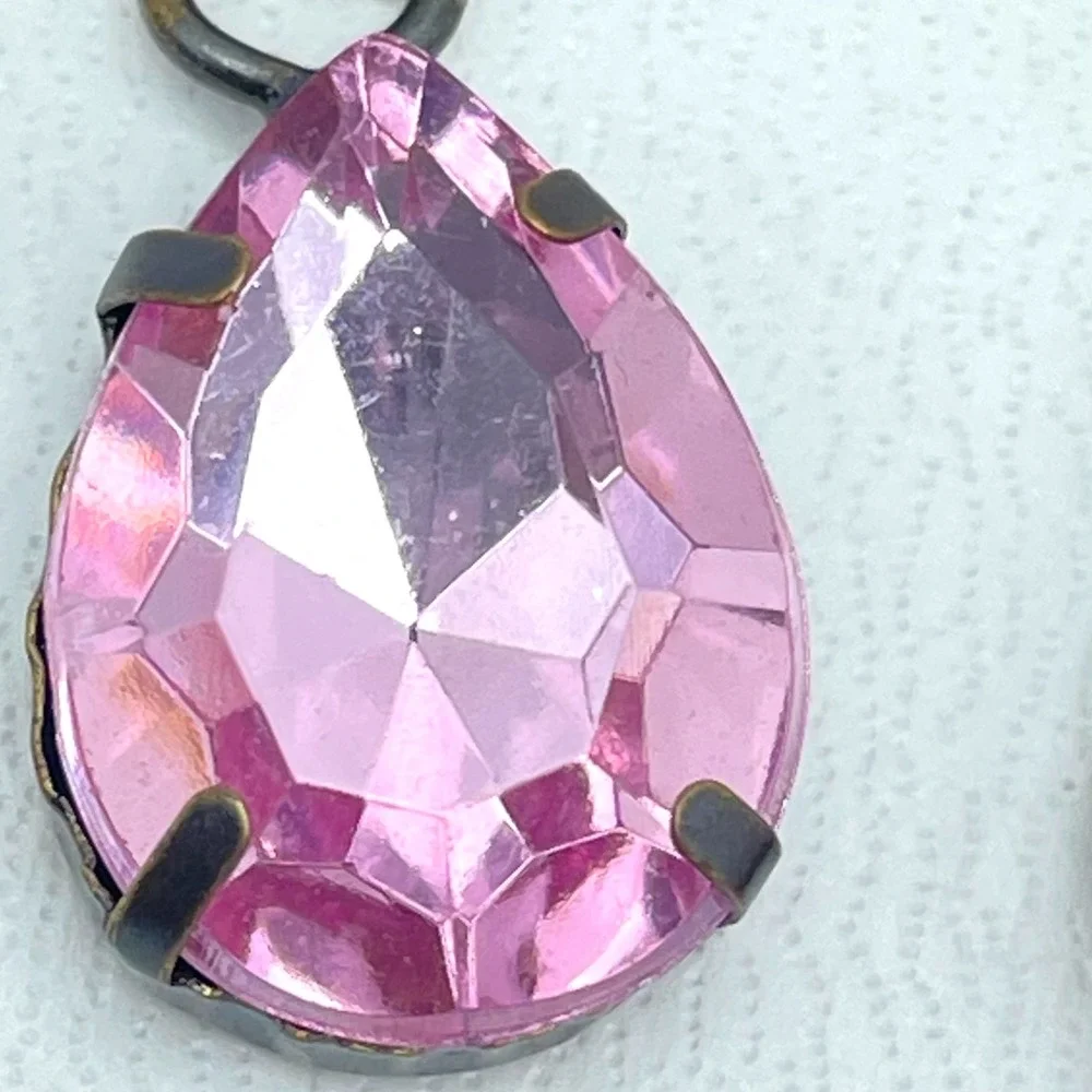 VTG Gold-Tone Pink Faceted Rhinestone Glass Prong Teardrop Bead Dangle Earrings